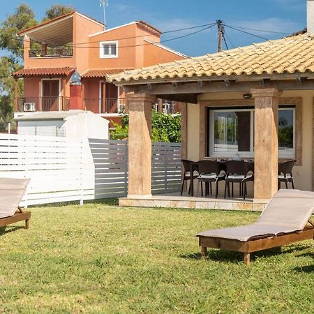 Terracotta Beach House Lefkimi Extérieur photo