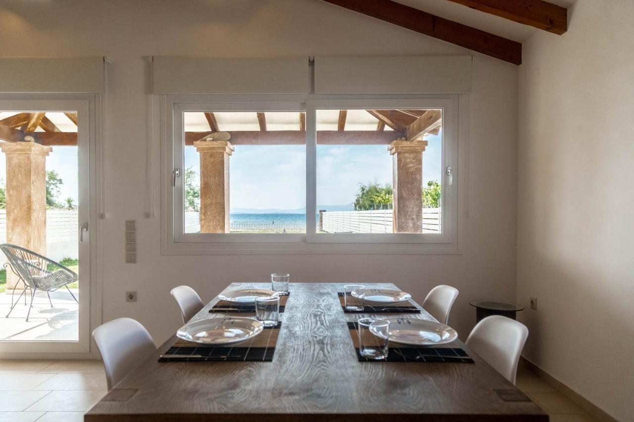 Terracotta Beach House Lefkimi Extérieur photo